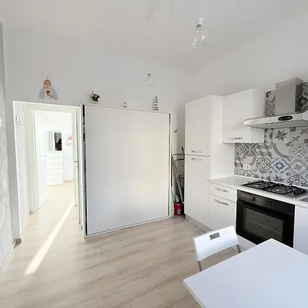 S259 - Sirolo, Nuovo Bilocale Completamente Ristrutturato Apartment *