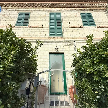 S259 - Sirolo, Nuovo Bilocale Completamente Ristrutturato 아파트 시롤로